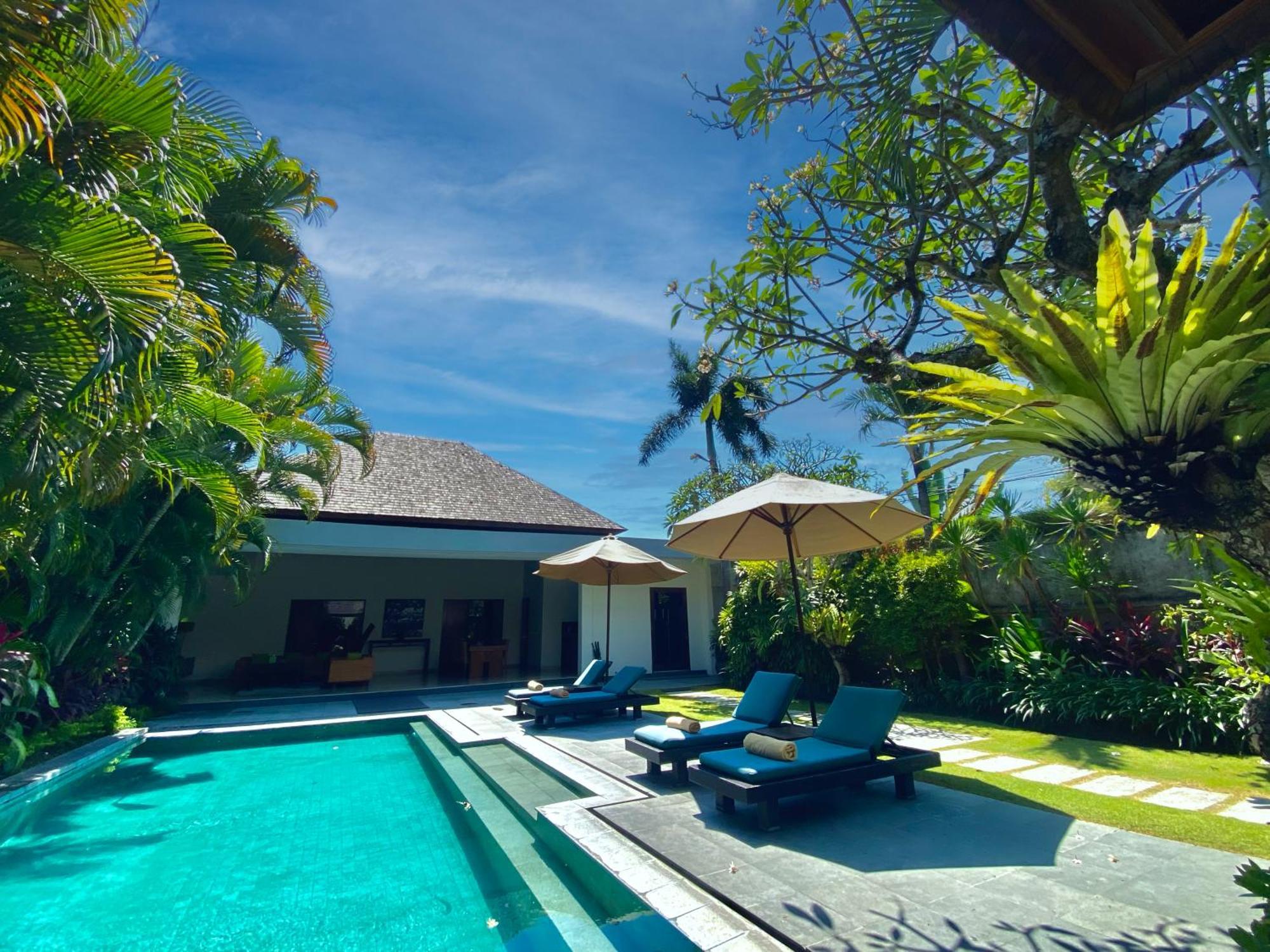 Serene Villas Seminyak Exteriör bild