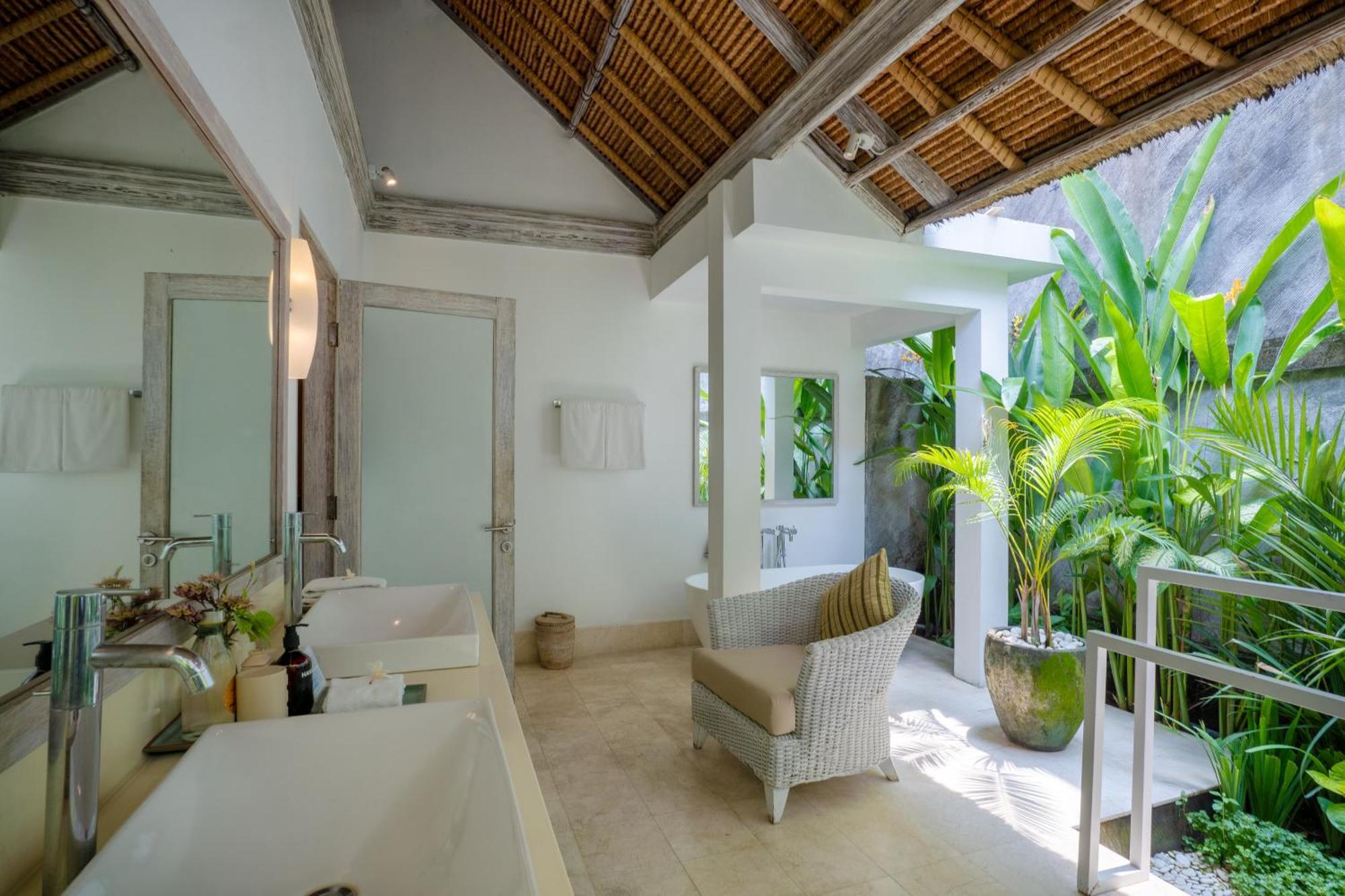 Serene Villas Seminyak Exteriör bild