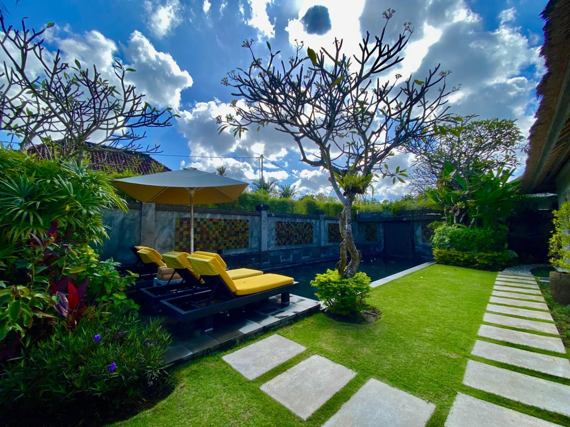 Serene Villas Seminyak Exteriör bild