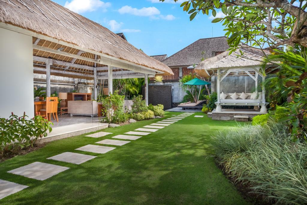Serene Villas Seminyak Exteriör bild