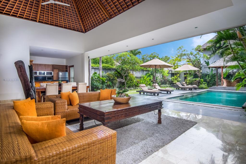 Serene Villas Seminyak Exteriör bild